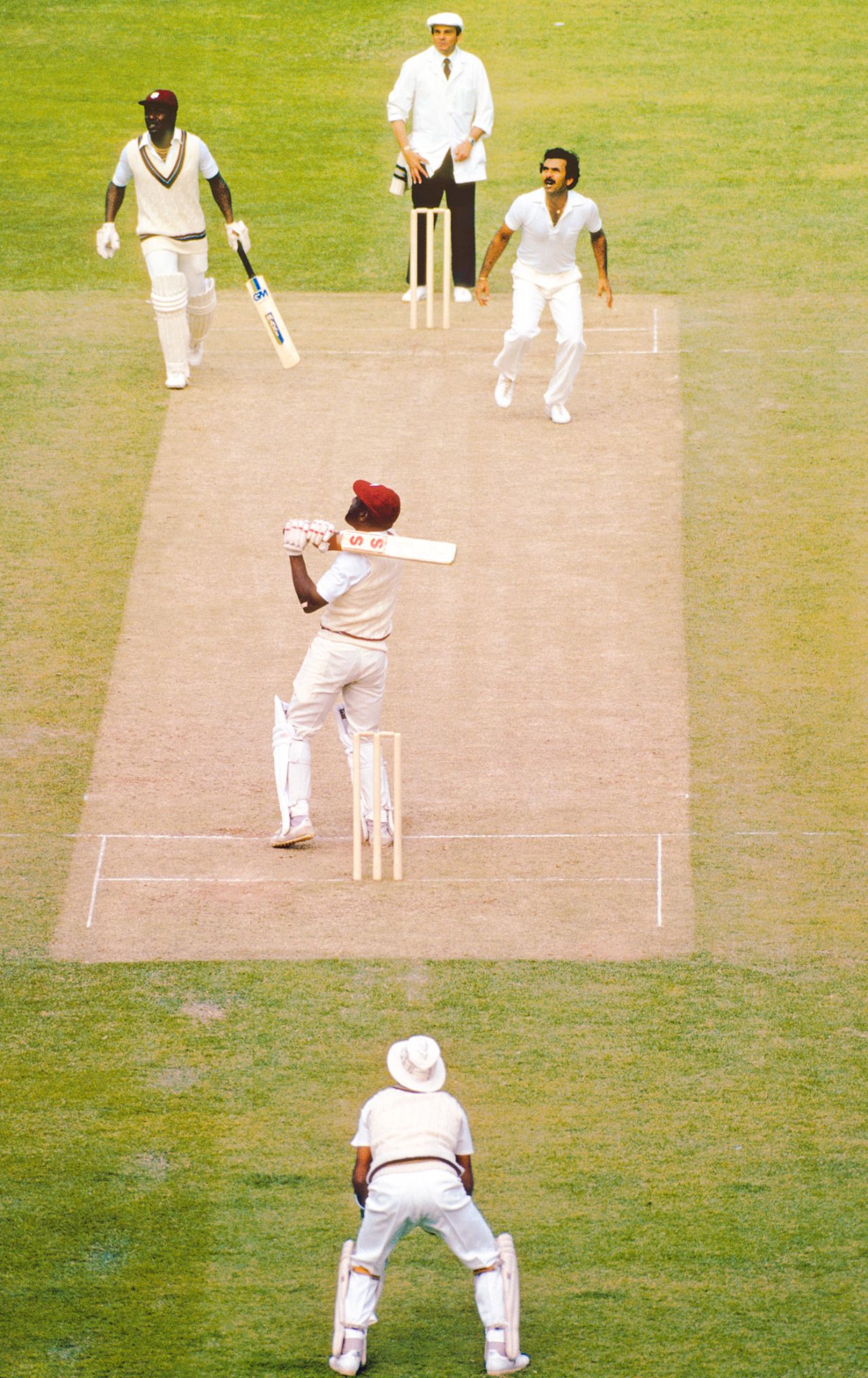 Viv Richards hits the defining shot of the 1983 World Cup final, India v West Indies, World Cup final, Lord's, June 25, 1983