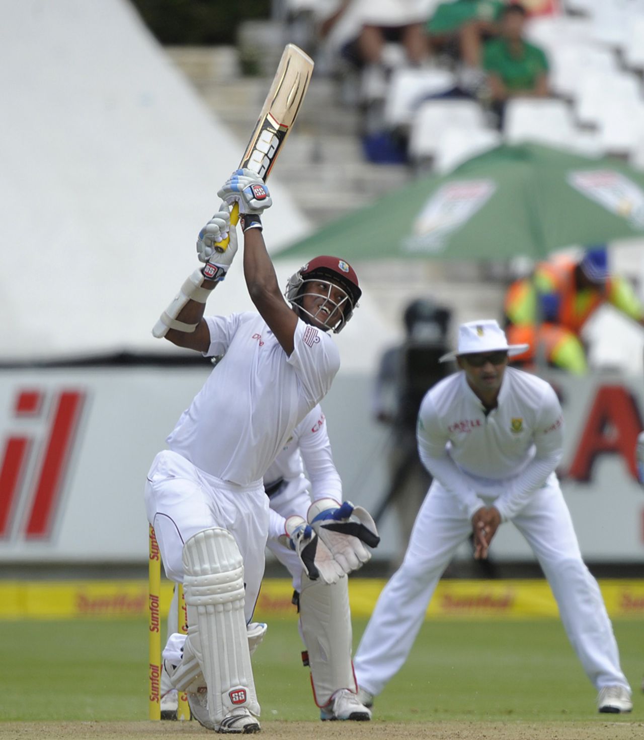 Leon Johnson lofts down the ground, South Africa v West Indies, 3rd Test, Cape Town, 1st day, January 2, 2015