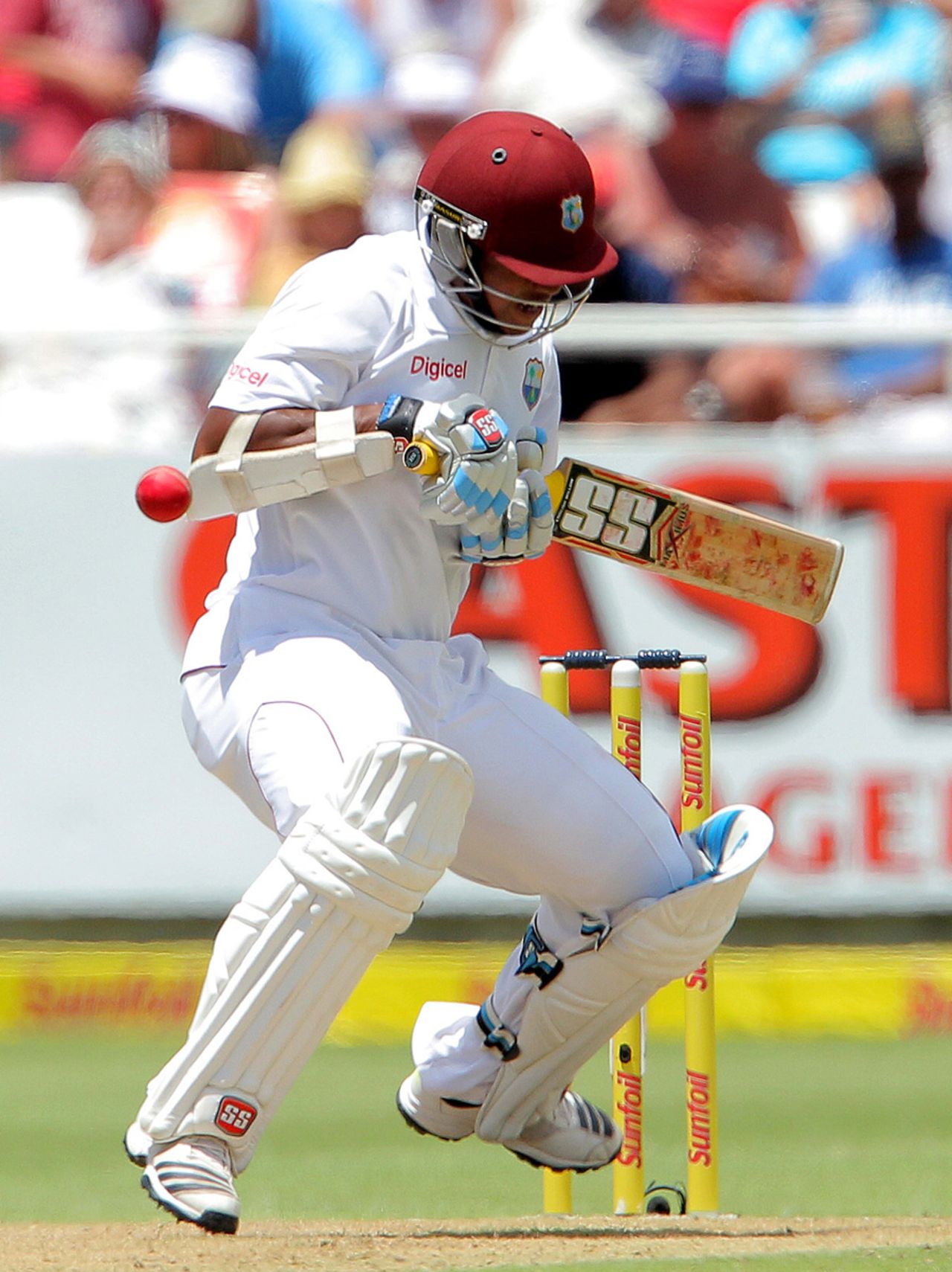 Leon Johnson ducks into a short ball, South Africa v West Indies, 3rd Test, Cape Town, 1st day, January 2, 2015