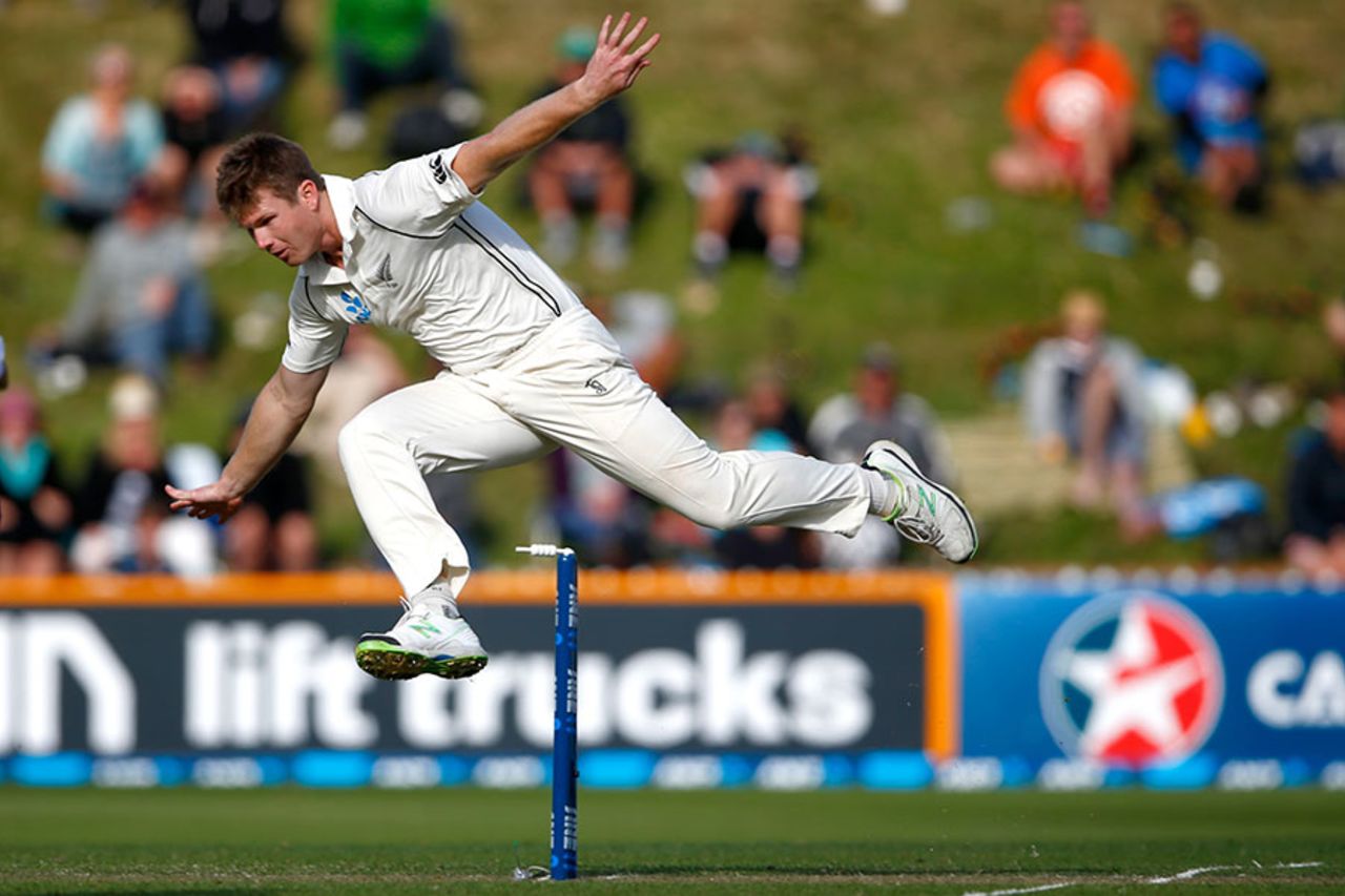 James Neesham performs an acrobatic leap, New Zealand v Sri Lanka, 2nd Test, Wellington, 1st day, January 3, 2015