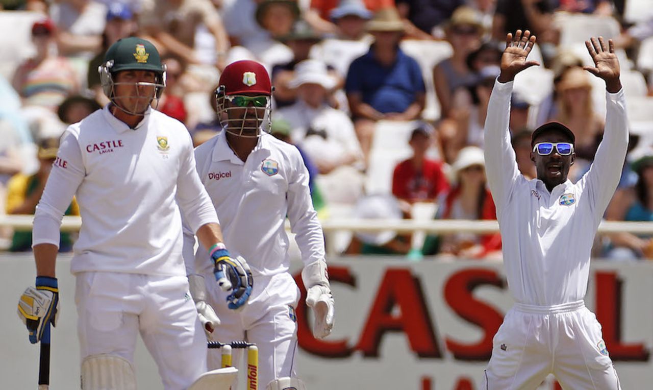 Stiaan van Zyl was trapped lbw by Marlon Samuels, South Africa v West Indies, 3rd Test, Cape Town, 3rd day, January 4, 2015