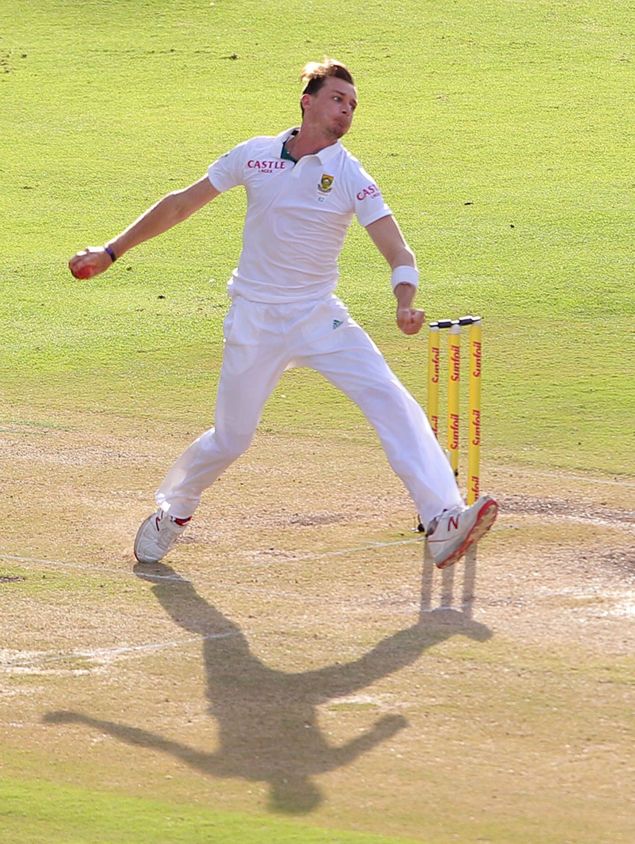 Dale Steyn tore into West Indies late in the day, South Africa v West Indies, 3rd Test, Cape Town, 4th day, January 5, 2014