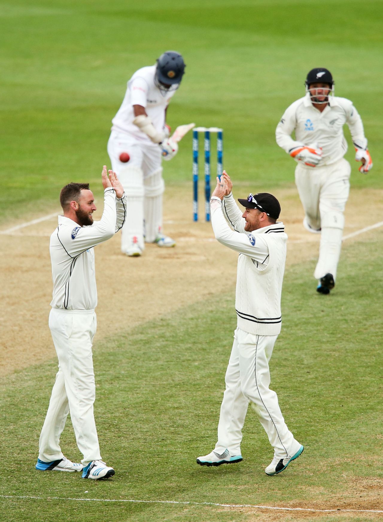 Mark Craig struck with his second delivery, New Zealand v Sri Lanka, 2nd Test, Wellington, 4th day, January 6, 2015