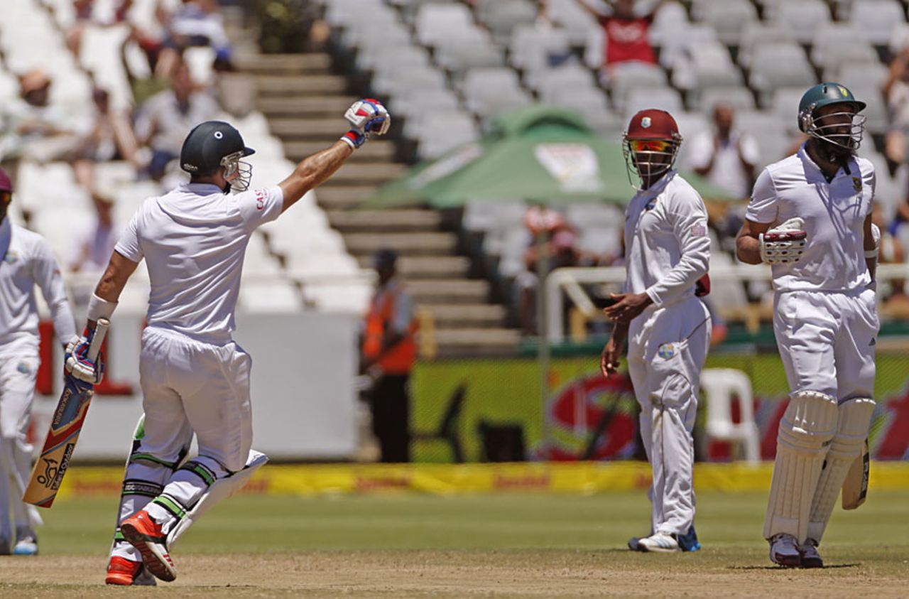 Dean Elgar punches the air, South Africa v West Indies, 3rd Test, Cape Town, 5th day, January 6, 2014