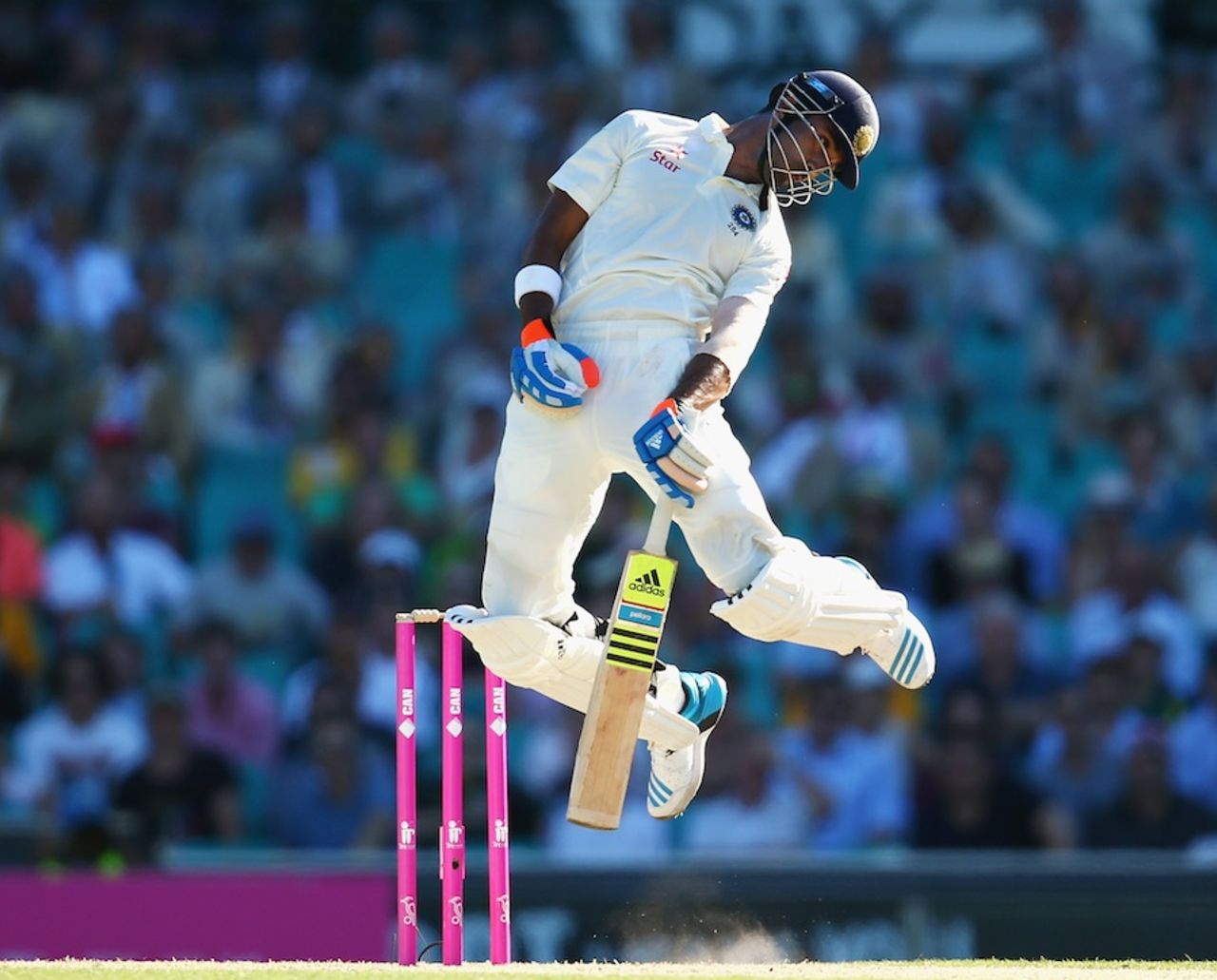 KL Rahul jumps to evade a short ball, Australia v India, 4th Test, Sydney, 2nd day, January 7, 2015