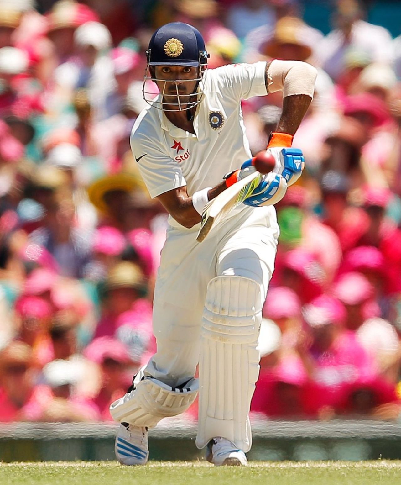 KL Rahul bats on the third day, Australia v India, 4th Test, Sydney, 3rd day, January 8, 2015