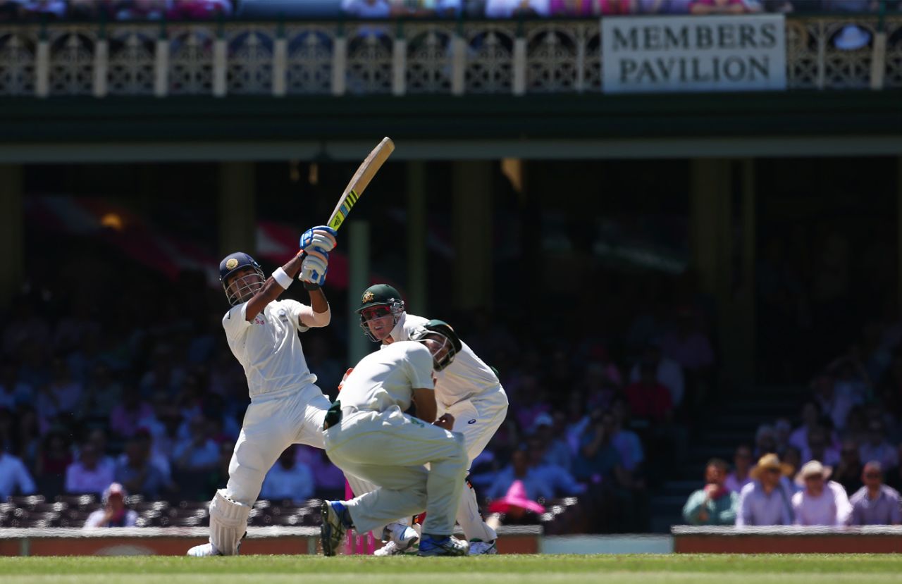 KL Rahul pulls for six, Australia v India, 4th Test, Sydney, 3rd day, January 8, 2015