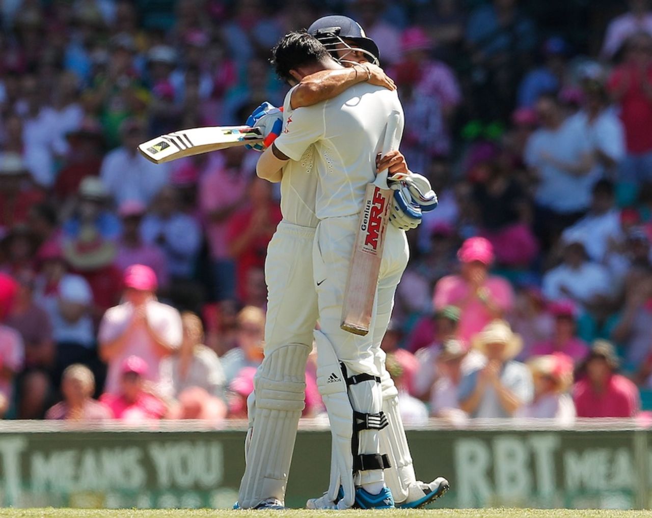 Virat Kohli hugs KL Rahul after his maiden hundred, Australia v India, 4th Test, Sydney, 3rd day, January 8, 2015