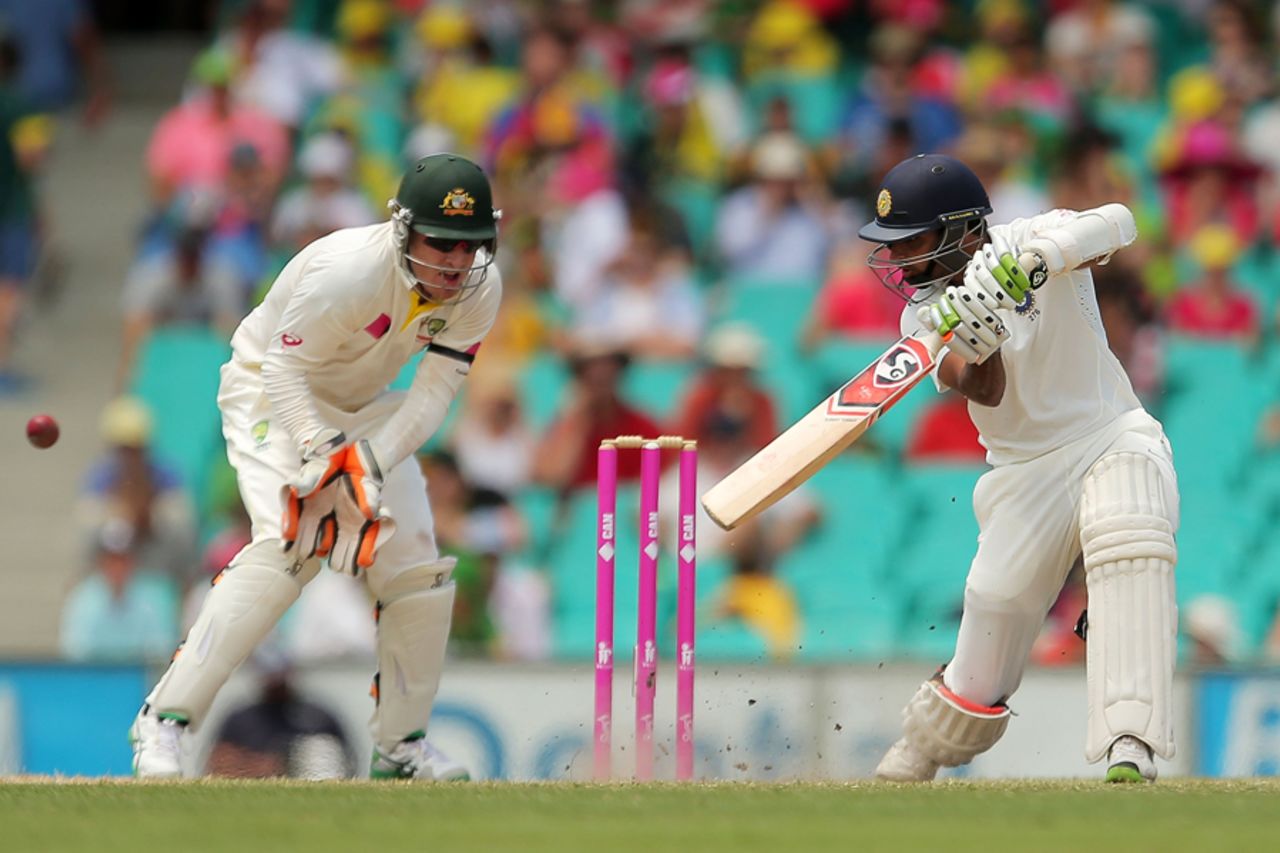 Kumar Bhuvneshwar steers one through point, Australia v India, 4th Test, Sydney, 4th day, January 9, 2015