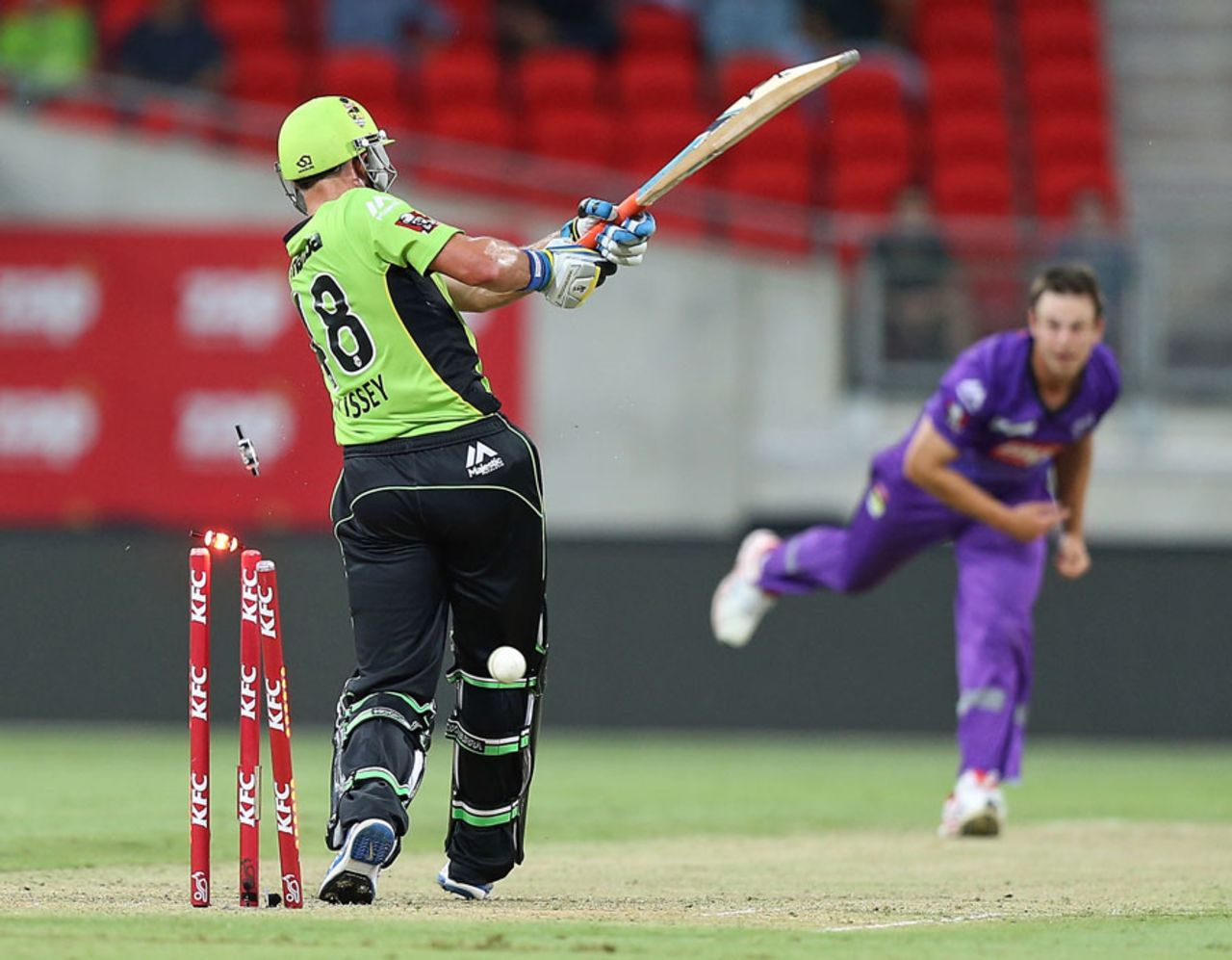 Michael Hussey was bowled by Evan Gulbis for 9, Sydney Thunder v Hobart Hurricanes, Big Bash League 2014-15, Sydney, January 9, 2015