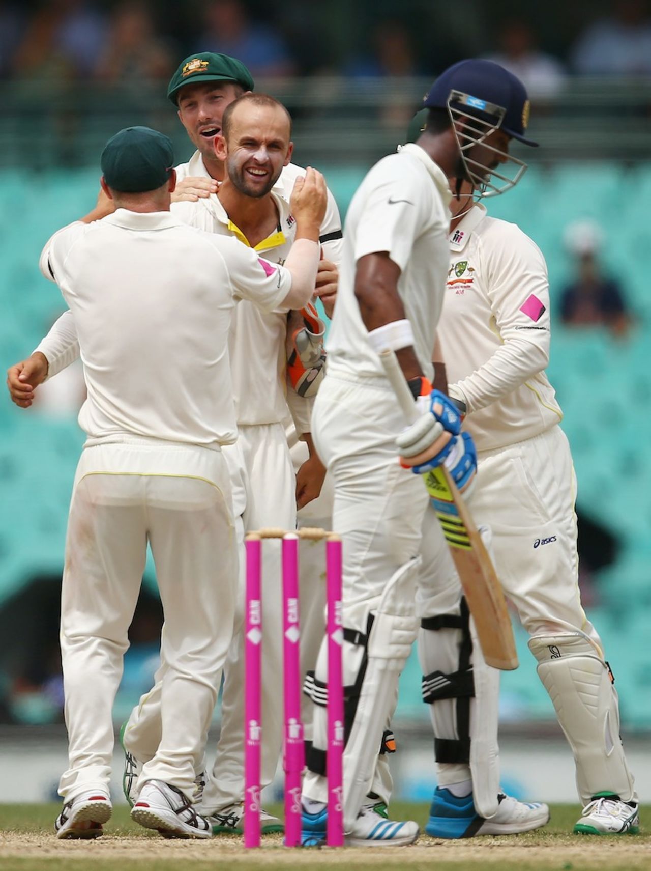 Nathan Lyon dismissed KL Rahul for 16, Australia v India, 4th Test, Sydney, 5th day, January 10, 2015