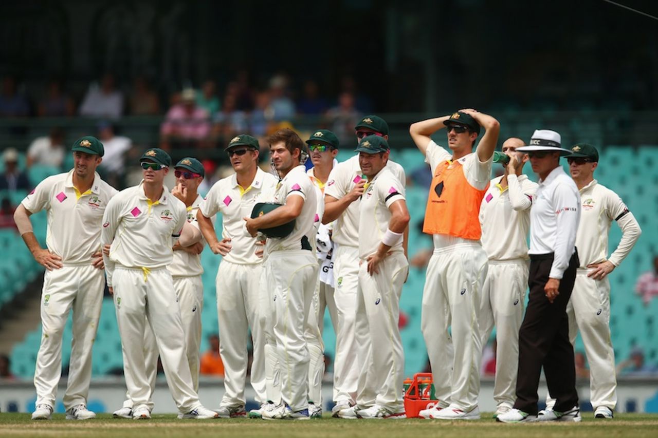 The Australians wait for a stumping decision against Rohit Sharma, Australia v India, 4th Test, Sydney, 5th day, January 10, 2015