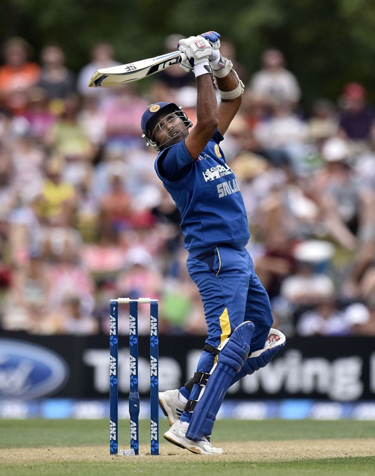 Mahela Jayawardene ramps the ball, New Zealand v Sri Lanka, 1st ODI, Christchurch, January 11, 2015