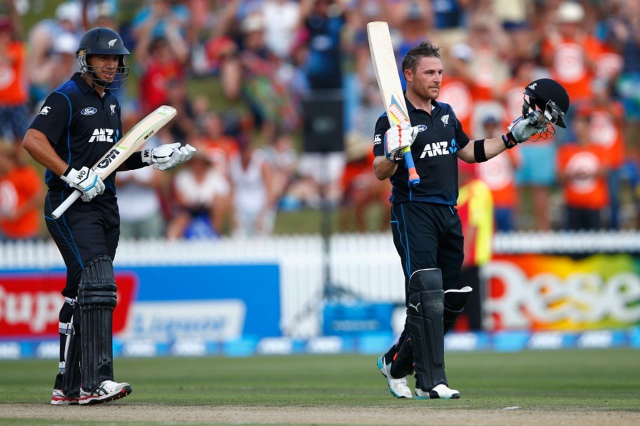Brendon McCullum cracked 117 off 99 balls, with five sixes, New Zealand v Sri Lanka, 2nd ODI, Hamilton, January 15, 2015