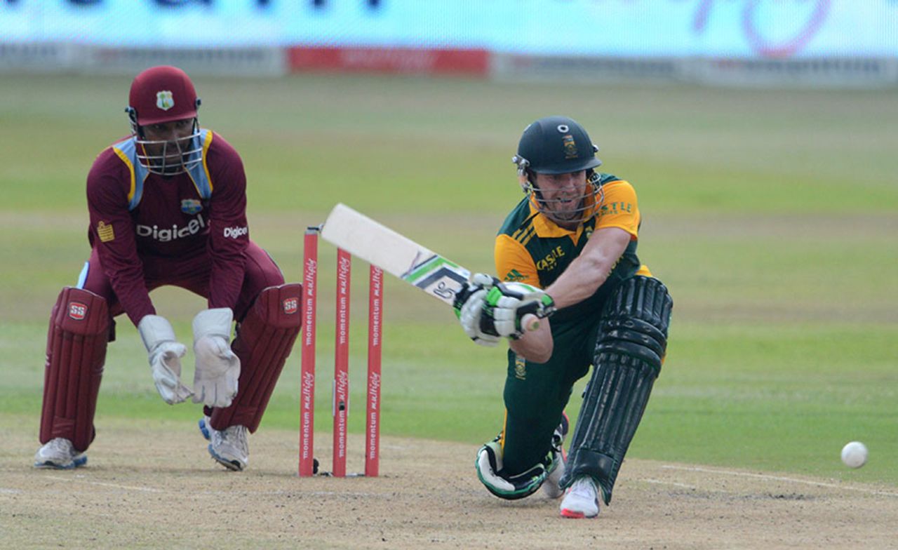 AB de Villiers controlled the innings with 81, South Africa v West Indies, 1st ODI, Durban, January 16, 2015