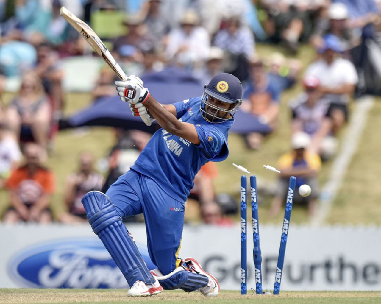 Lahiru Thirimanne was bowled for a slow 19, New Zealand v Sri Lanka, 4th ODI, Nelson, January 20, 2015