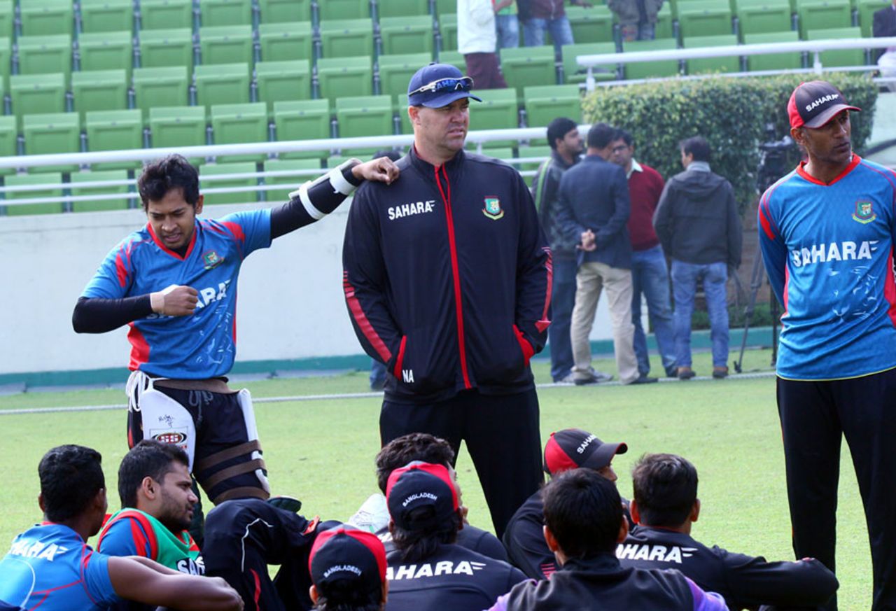 The Bangladesh players pay close attention during a training session, Dhaka, January 20, 2015