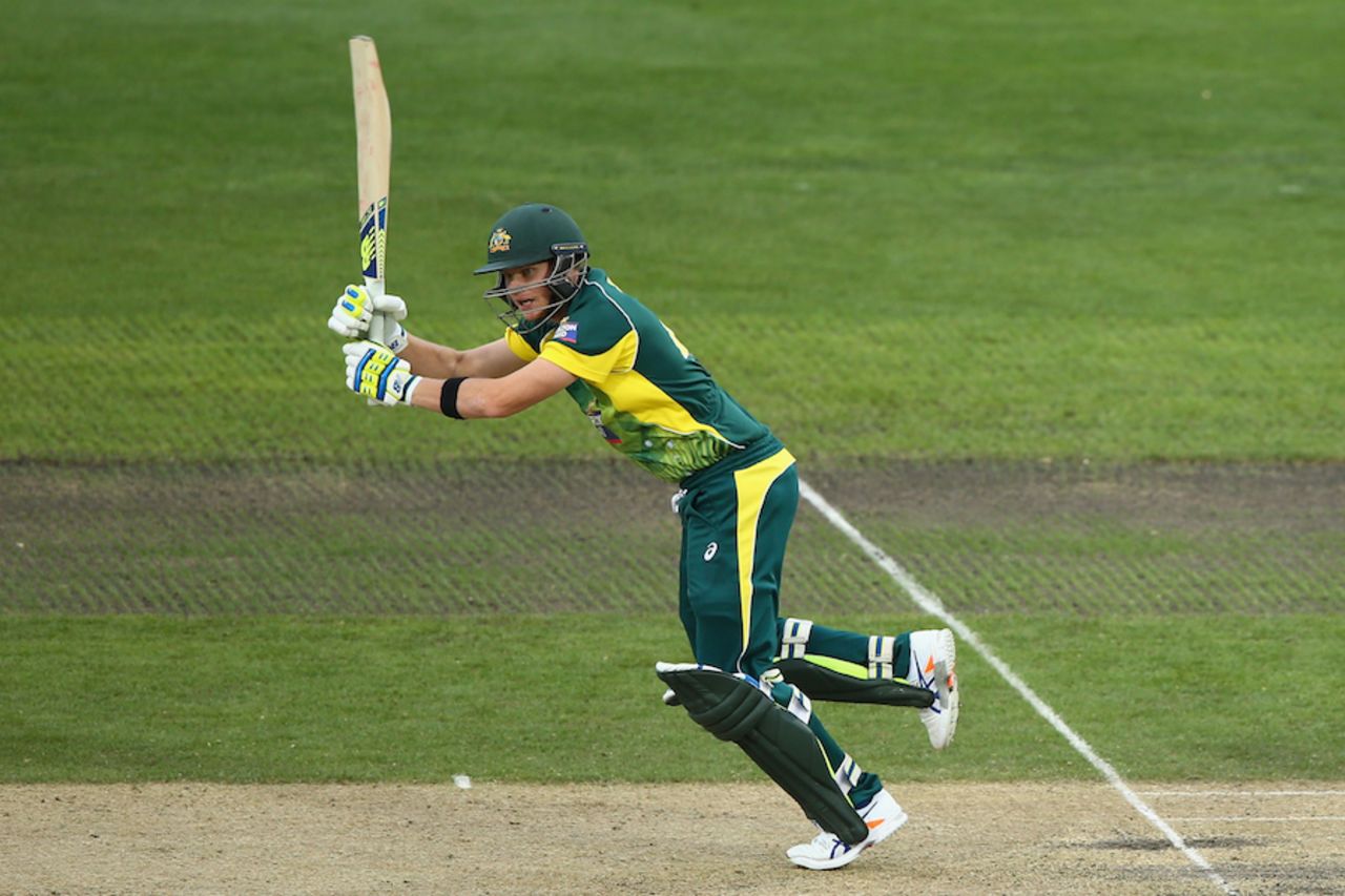 Steven Smith targets the leg side, Australia v England, Carlton Mid Tri-Series, Hobart, January 23, 2015