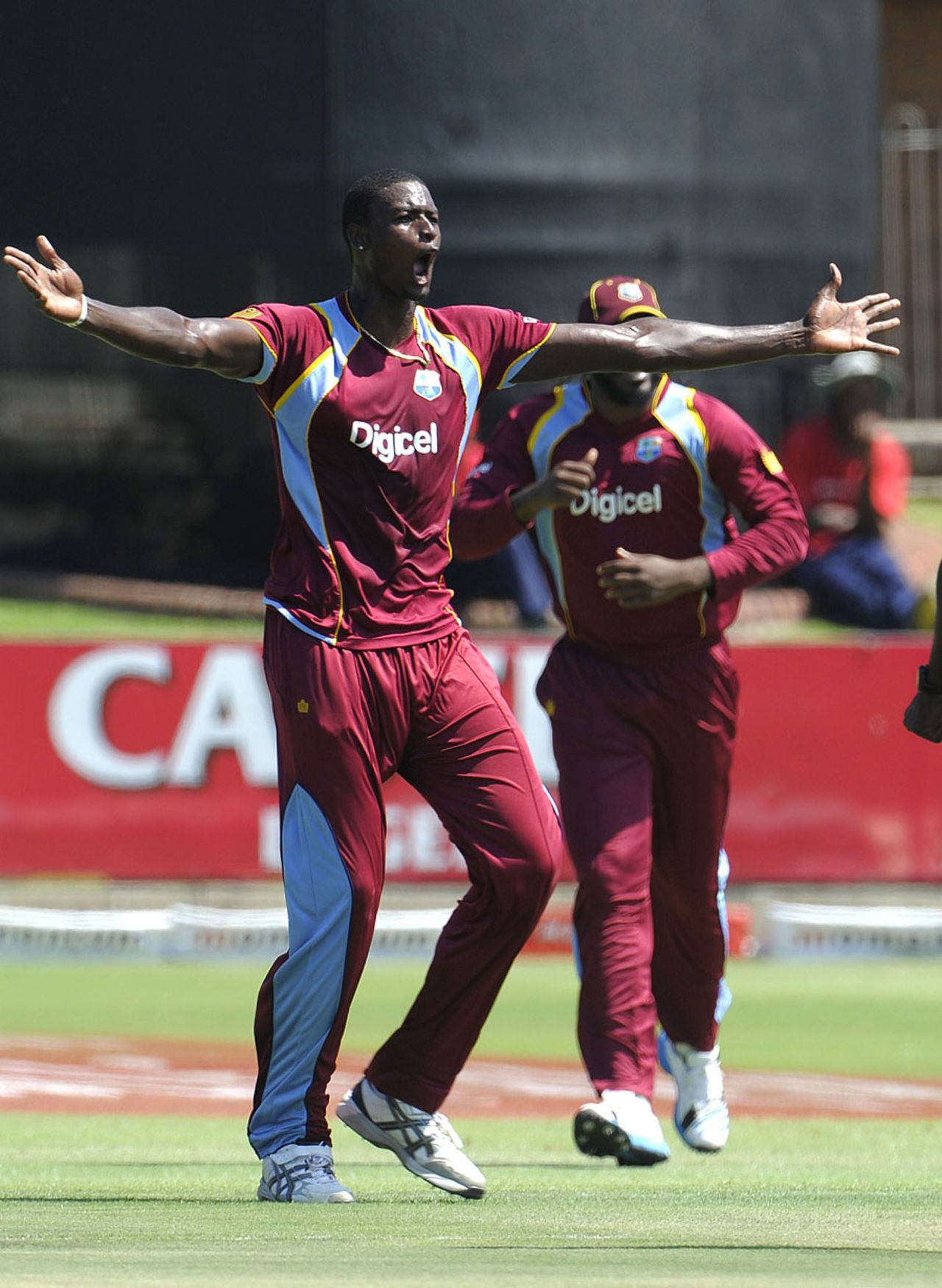 Jason Holder removed Faf du Plessis in a tight opening spell, South Africa v West Indies, 4th ODI, Port Elizabeth, January 25, 2015