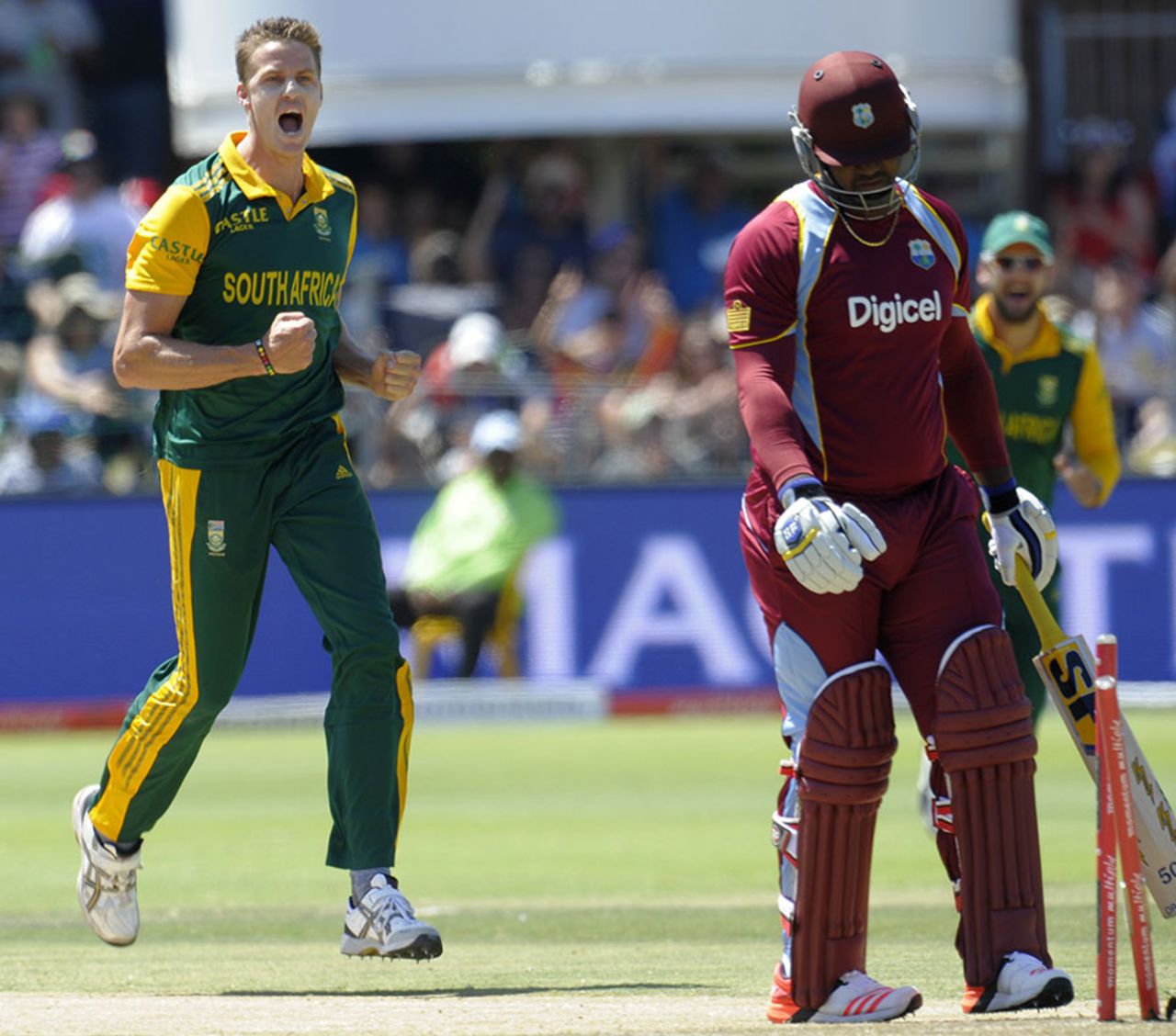 Morne Morkel cleaned up Dwayne Smith to the third ball of the innings, South Africa v West Indies, 4th ODI, Port Elizabeth, January 25, 2015