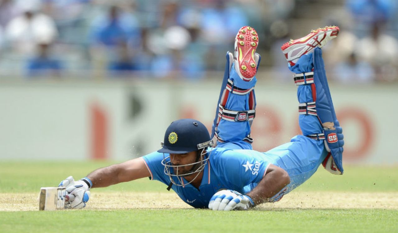 Ambati Rayudu dives to make his ground, England v India, Carlton Mid Tri-series, Perth, January 30, 2015