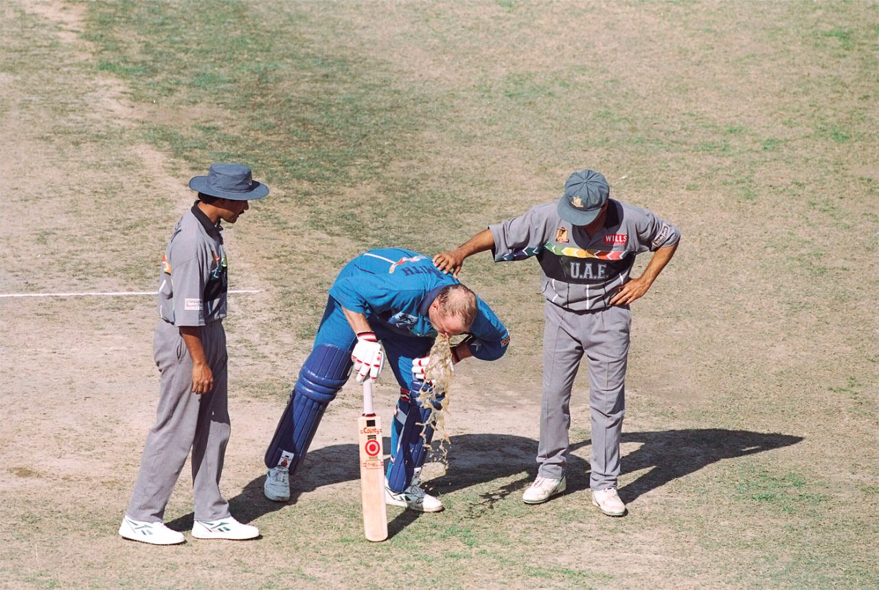 Neil Smith throw up on the pitch, England v UAE, Peshawar, World Cup, February 18, 1996
