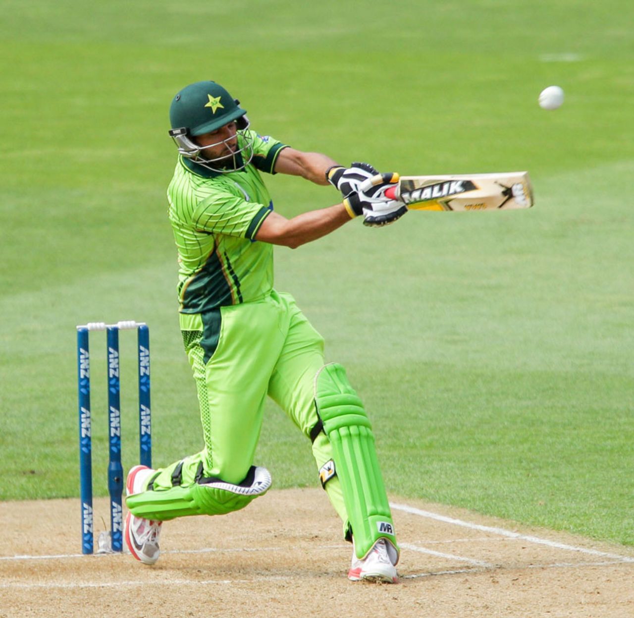Shahid Afridi whacked nine fours and three sixes, New Zealand v Pakistan, 1st ODI, Wellington, January 31, 2015