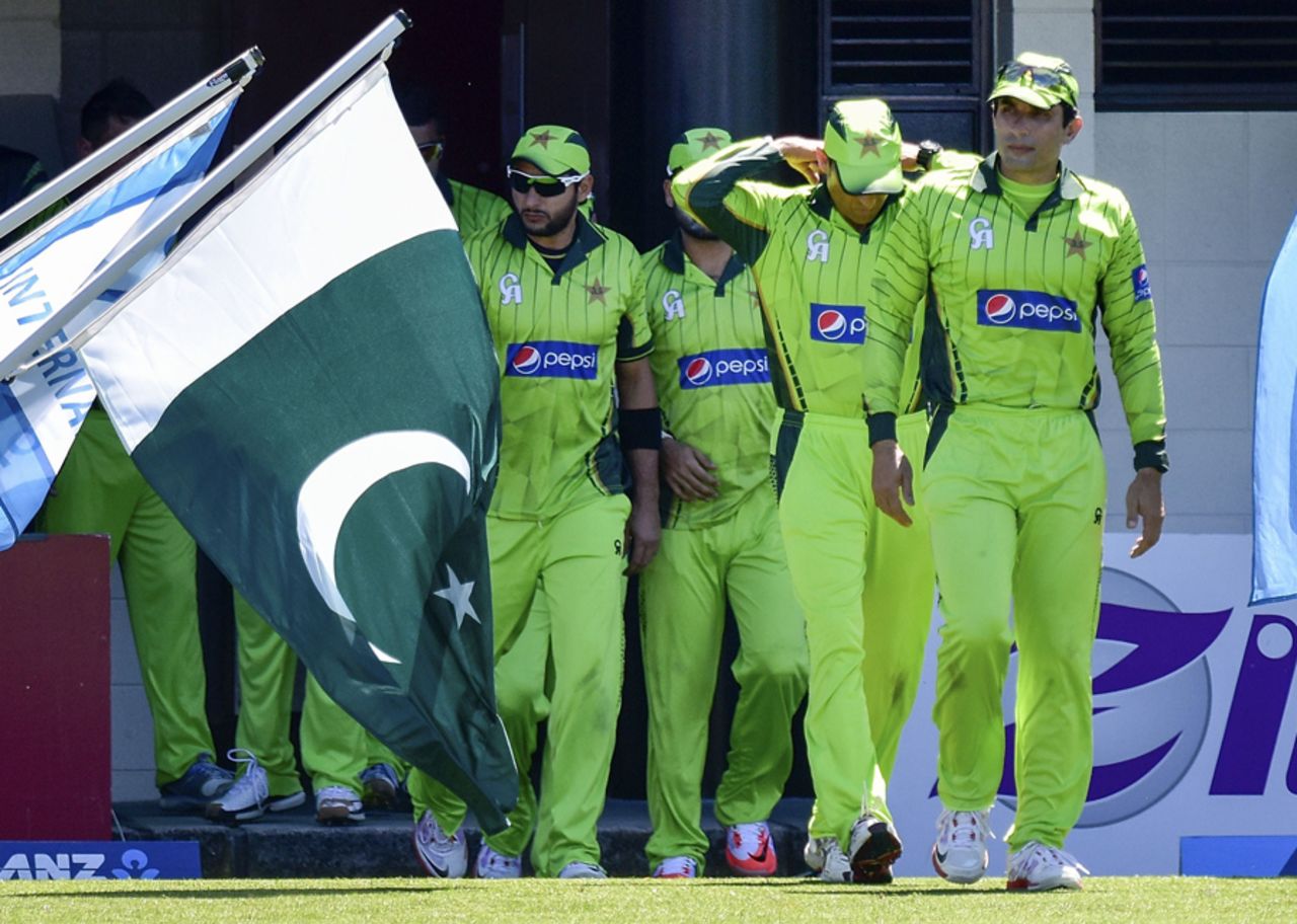 Pakistan walk out for the Napier ODI, New Zealand v Pakistan, 2nd ODI, Napier, February 3, 2015