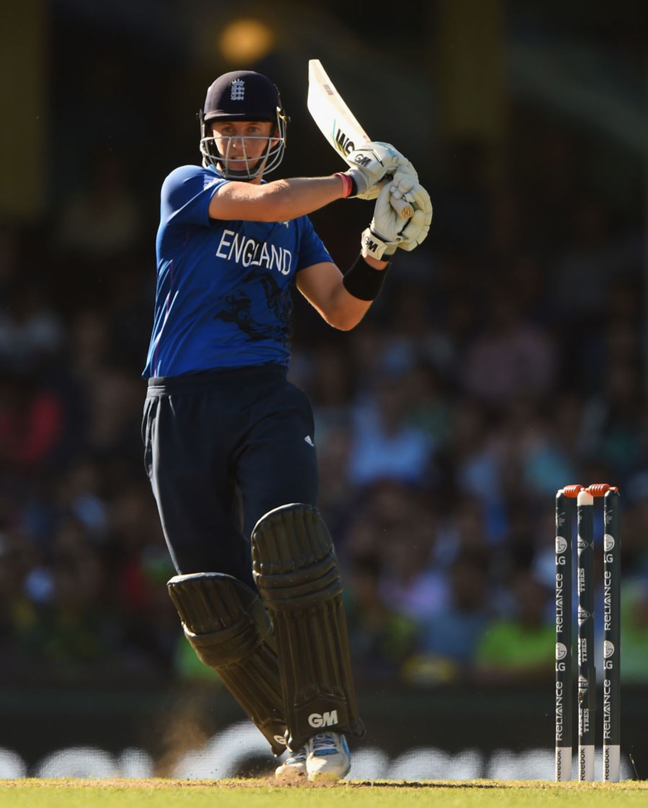 Joe Root pulls on his way to 85, England v Pakistan, World Cup warm-up, Sydney, February 11, 2015