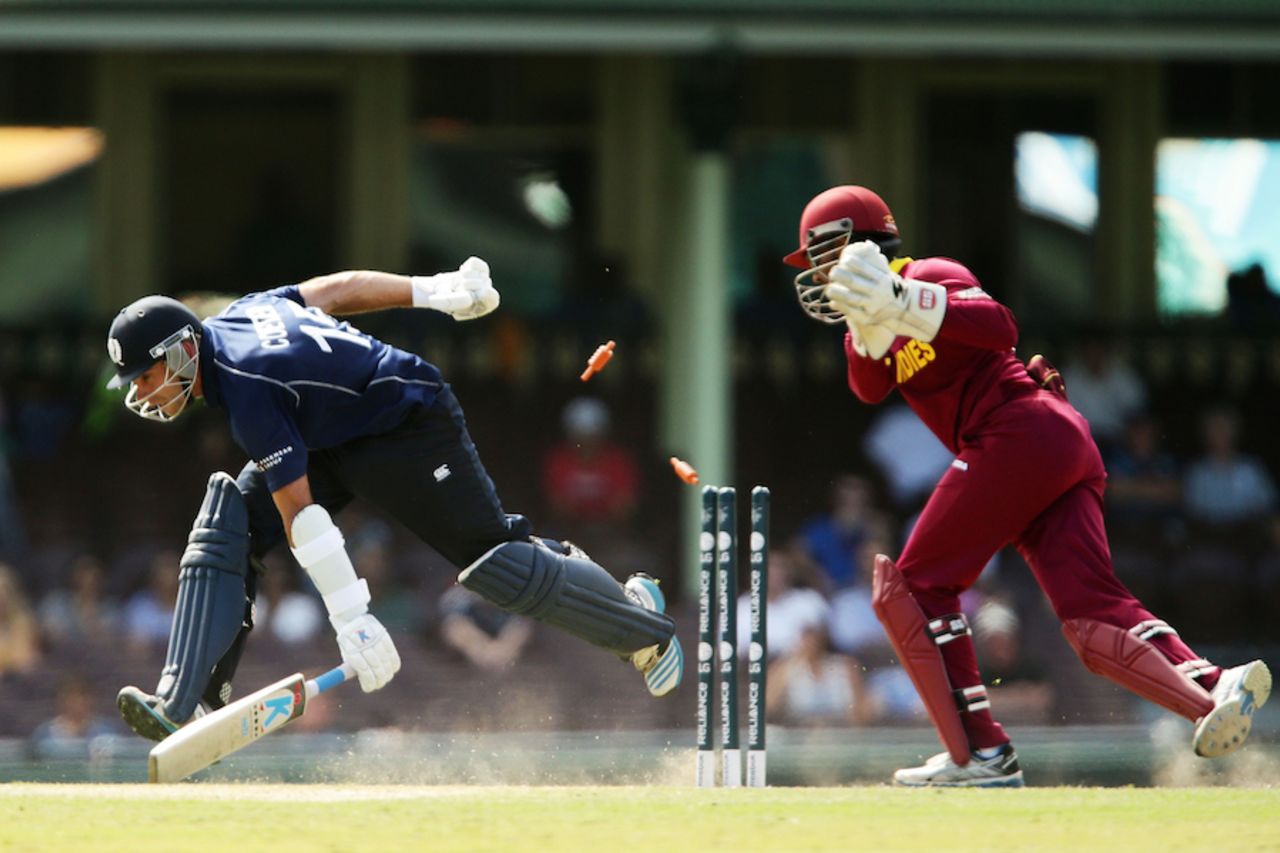 Kyle Coetzer survives a run out chance, Scotland v West Indies, World Cup warm-up, Sydney, February 12, 2015