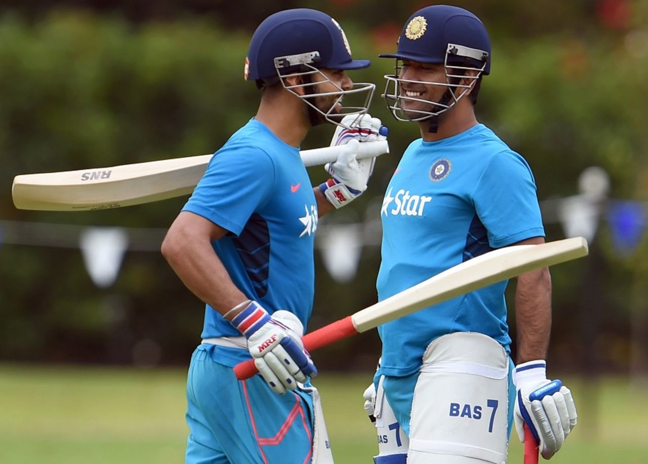 MS Dhoni shares a laugh with Virat Kohli, World Cup 2015, Adelaide, February 13, 2015