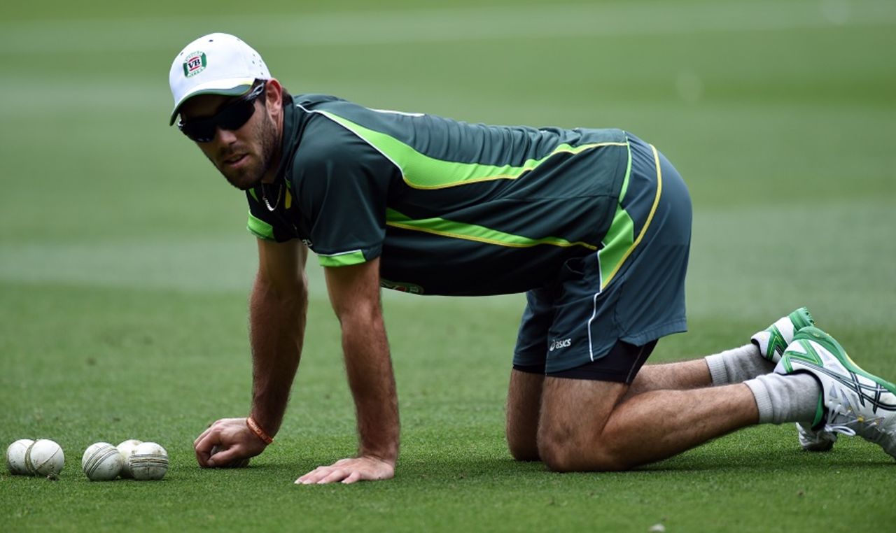 Glenn Maxwell collects balls during a training session, World Cup 2015, Melbourne, February 13, 2015