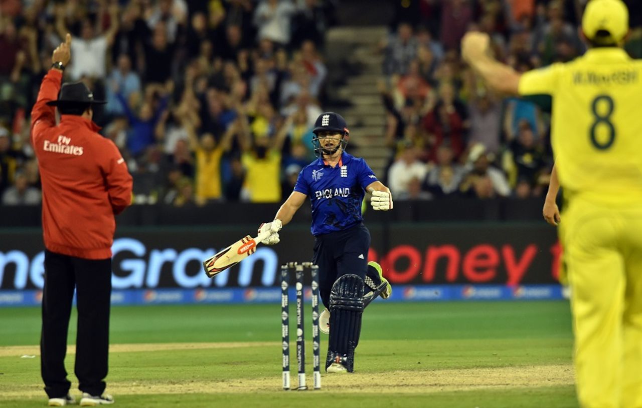 James Taylor was stranded on 98 under controversial circumstances, Australia v England, Group A, World Cup 2015, Melbourne, February 14, 2015