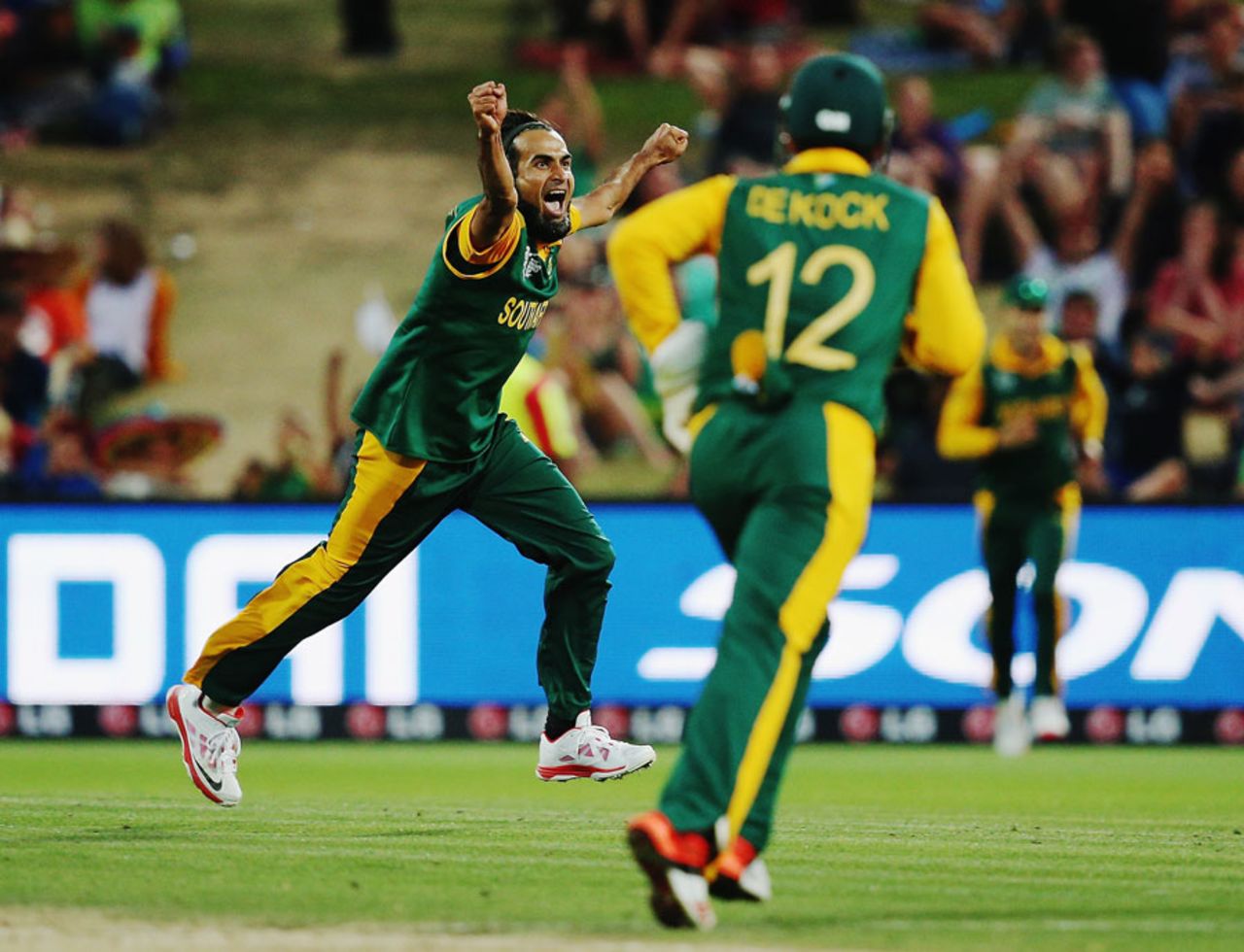 Imran Tahir wheels away in celebration, South Africa v Zimbabwe, World Cup 2015, Group B, Hamilton, February 15, 2015