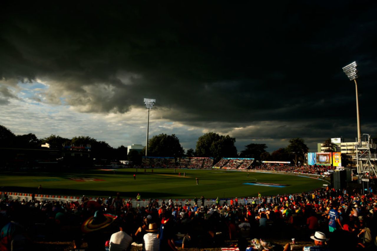 Nimbus clouds loom over Seddon Park, South Africa v Zimbabwe, World Cup 2015, Group B, Hamilton, February 15, 2015 