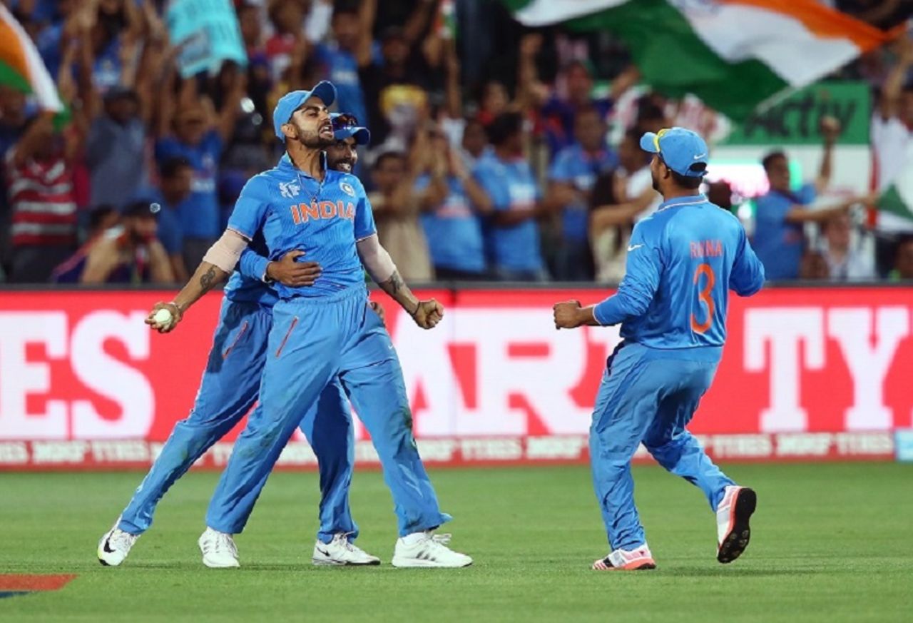 Virat Kohli is jubilant after pouching Shahid Afridi's catch,  India v Pakistan, World Cup 2015, Group B, Adelaide, February 15, 2015