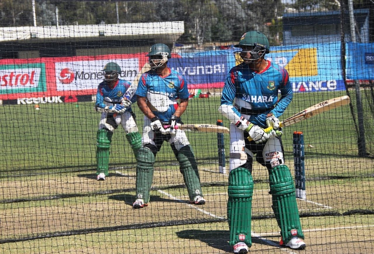Shakib Al Hasan, Tamim Iqbal and Soumya Sarkar bat at the Kippax Oval, World Cup 2015, Canberra, February 15, 2015