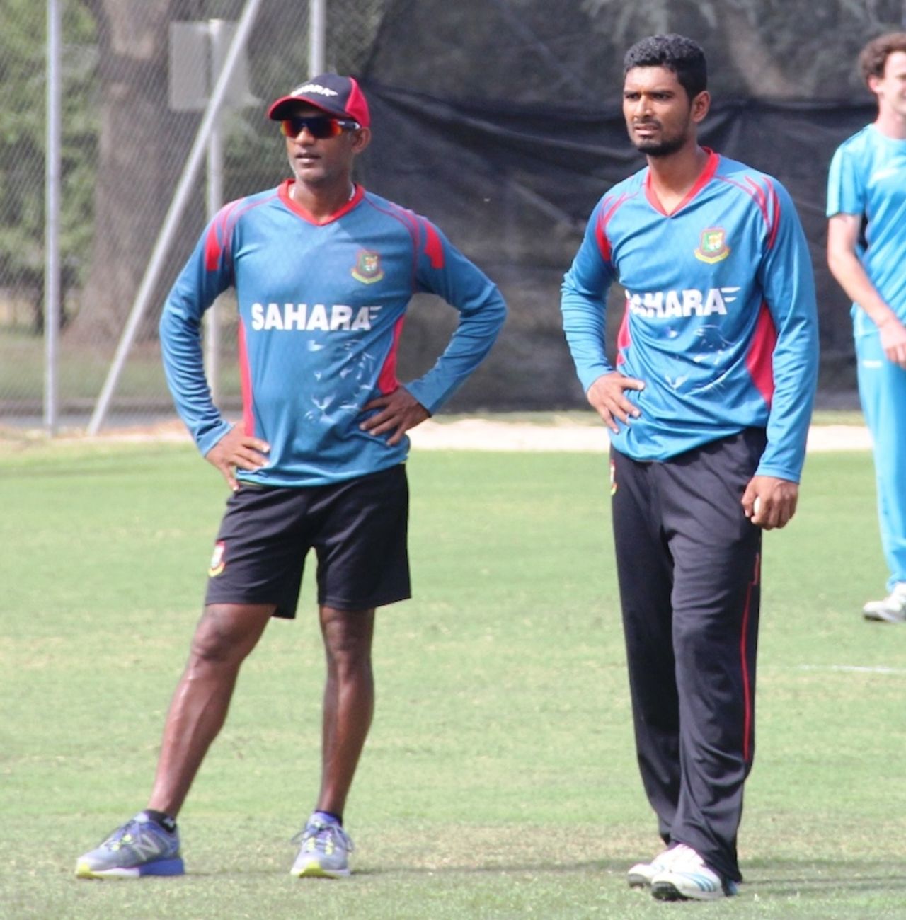 Mahmudullah and Ruwan Kalpage watch the Bangladesh players practice, World Cup 2015, Canberra, February 16, 2015