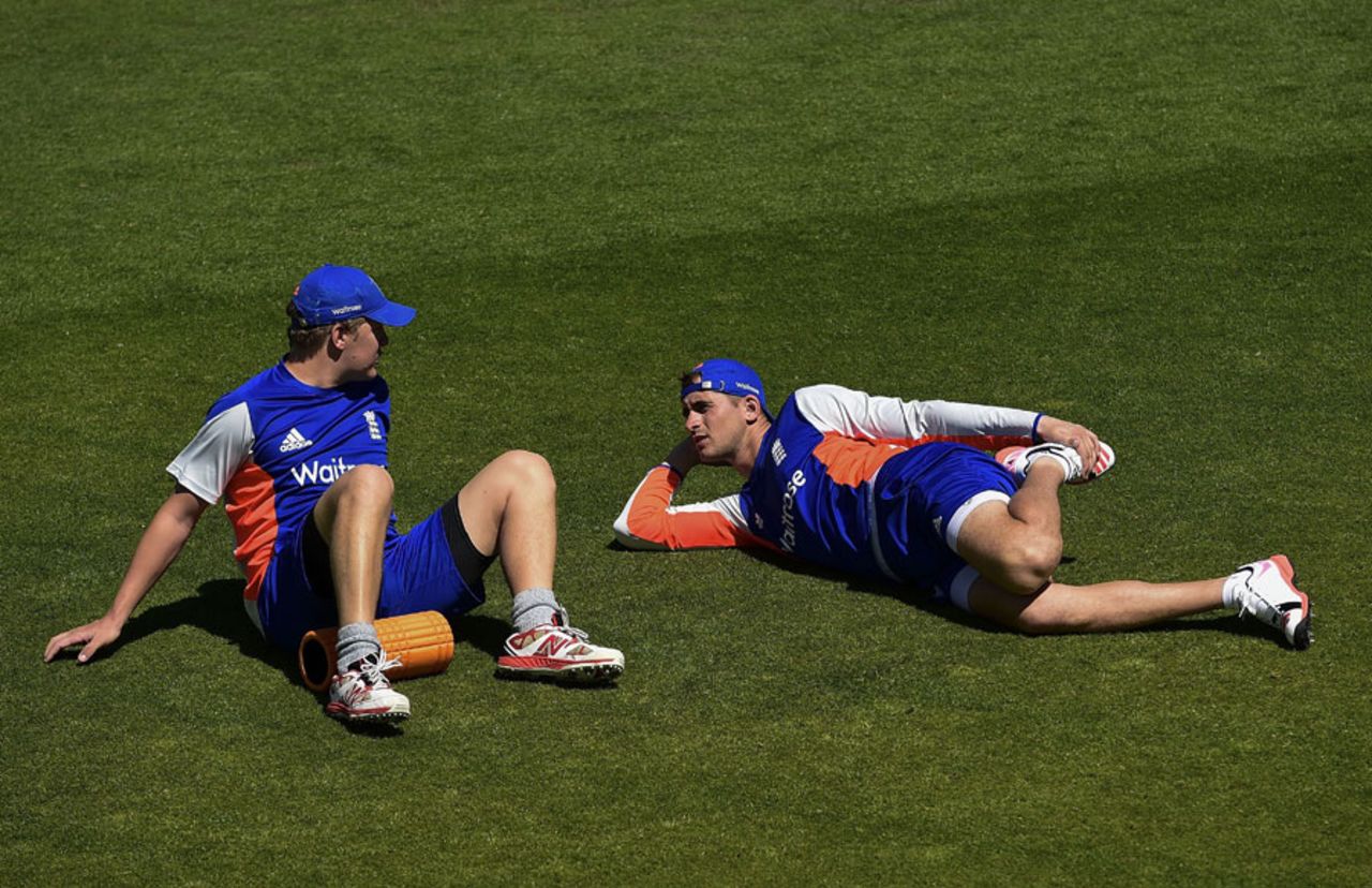 Gary Ballance and Alex Hales have a chat while stretching, Wellington, February 19, 2015