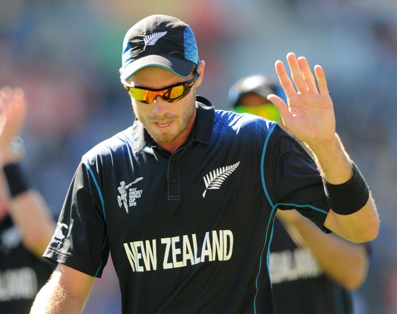 Tim Southee acknowledges the crowd after his career-best figures, New Zealand v England, World Cup 2015, Group A, Wellington, February 20, 2015