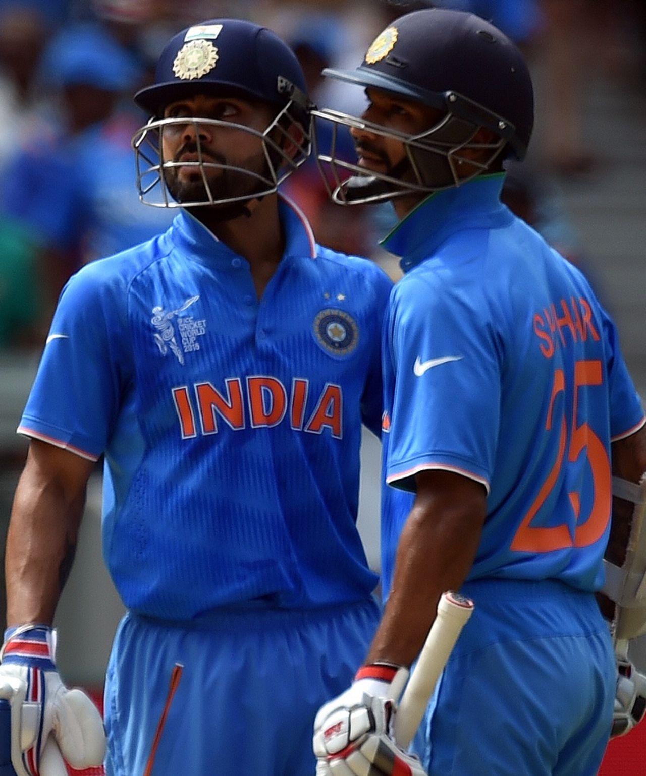 Virat Kohli and Shikhar Dhawan have a word, India v South Africa, World Cup 2015, Group B, Melbourne, February 22, 2015