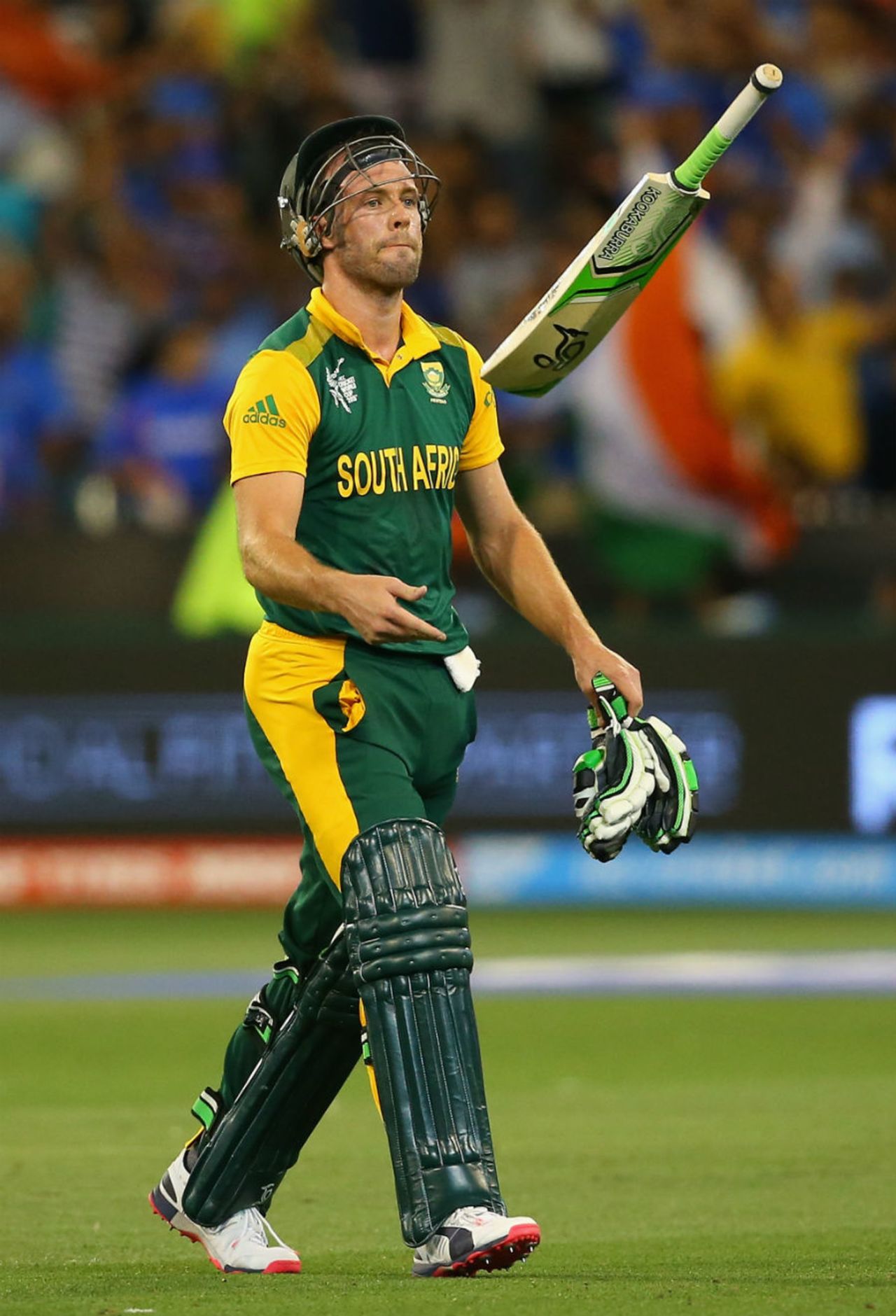 Tuning point: AB de Villiers throws his bat after he was run out for 30, India v South Africa, World Cup 2015, Group B, Melbourne, February 22, 2015