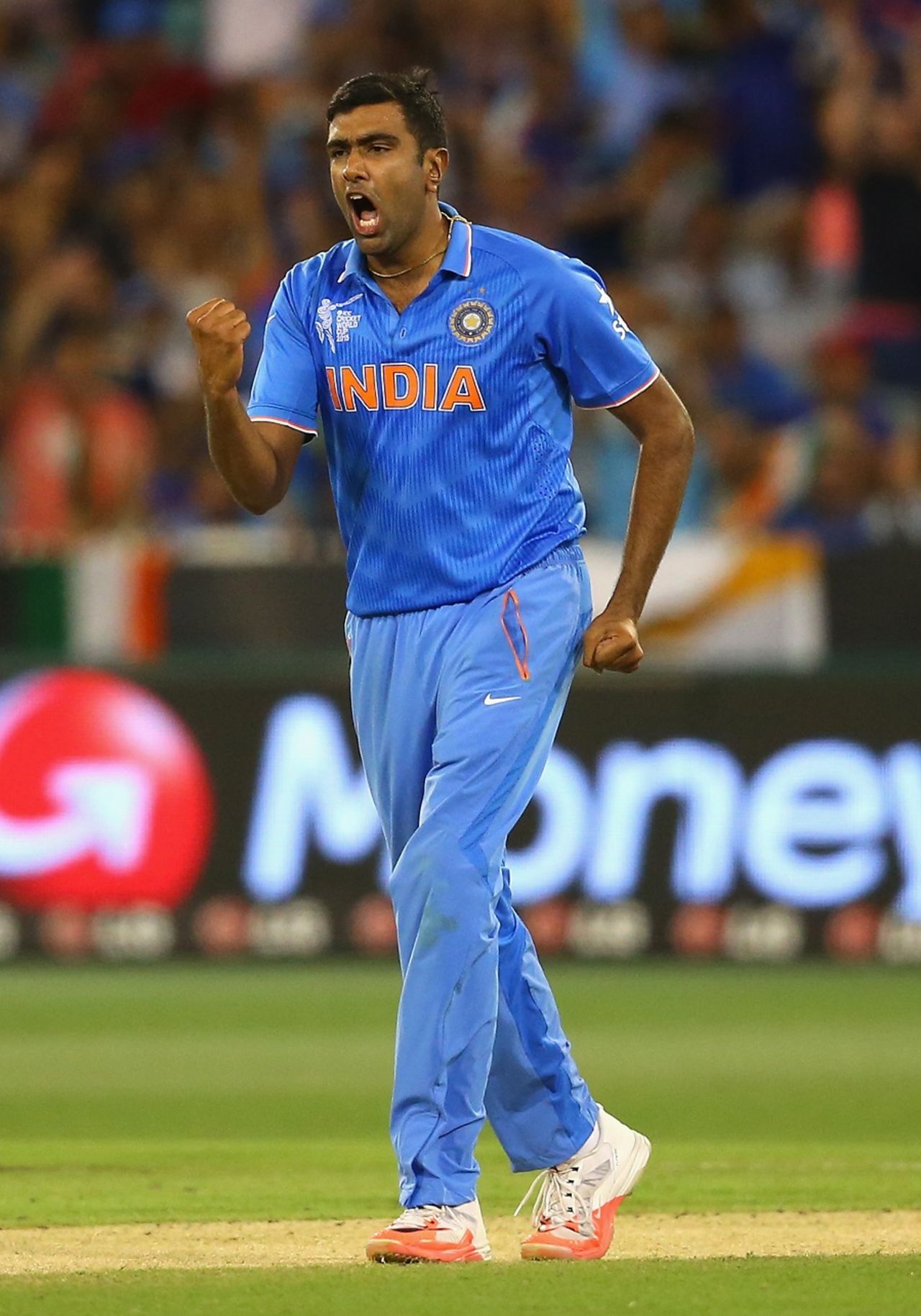 R Ashwin roars after taking a wicket, India v South Africa, World Cup 2015, Group B, Melbourne, February 22, 2015