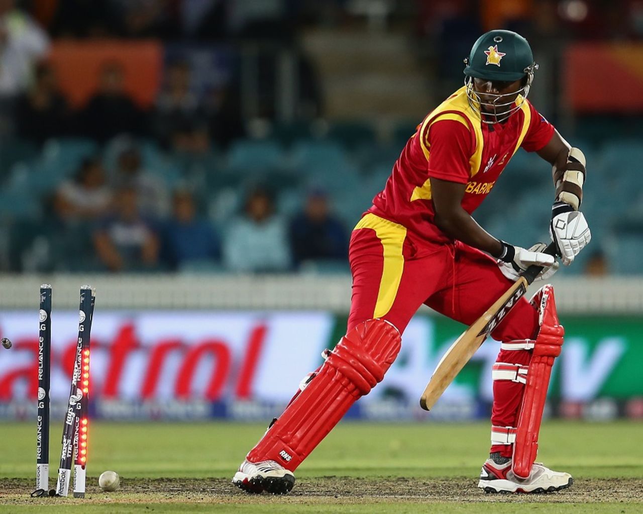 Tendai Chatara was the last man dismissed, West Indies v Zimbabwe, World Cup 2015, Group B, Canberra, February 24, 2015 