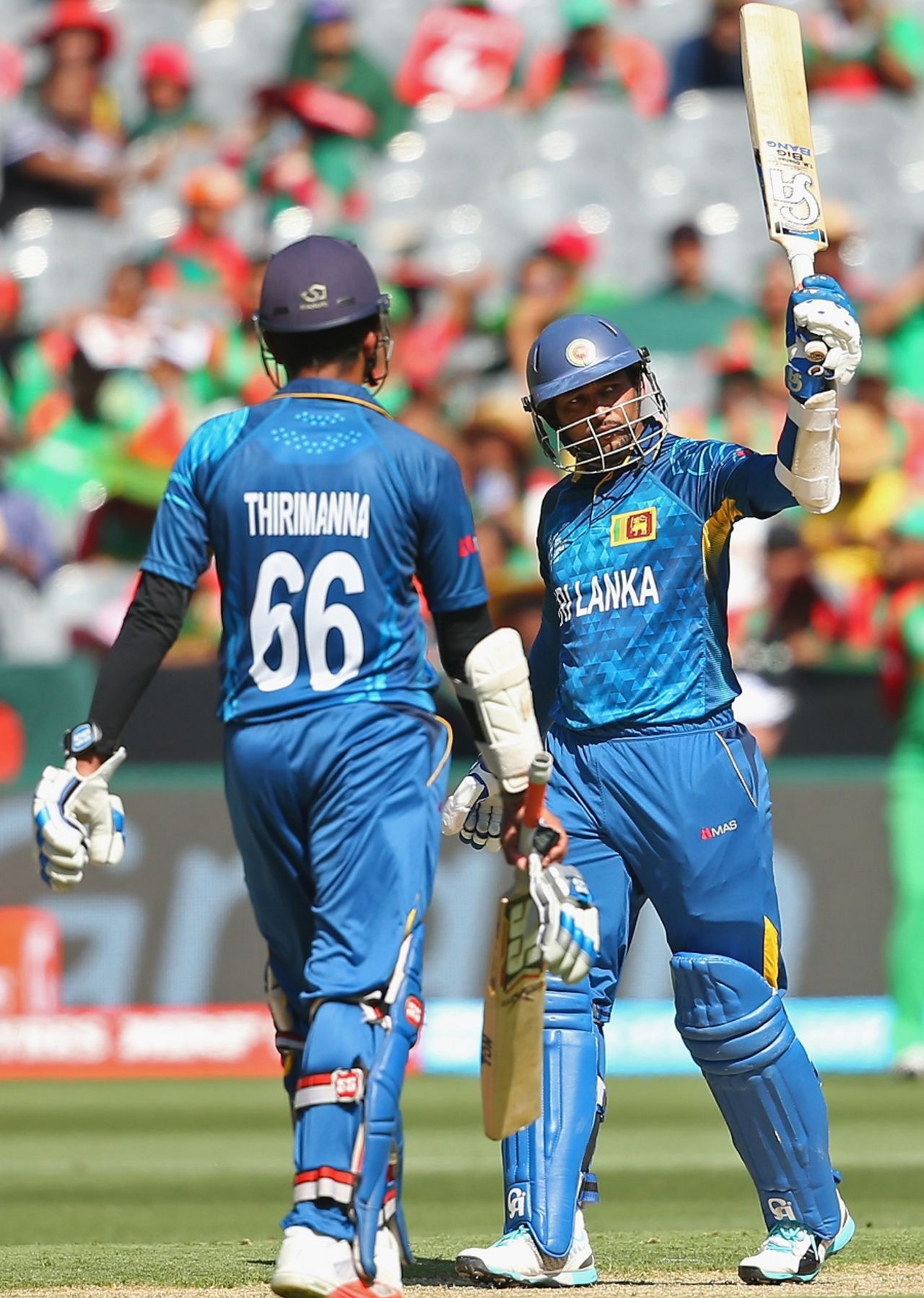 Tillakaratne Dilshan brought up his half-century in 59 balls, Bangladesh v Sri Lanka, World Cup 2015, Group A, Melbourne, February 26, 2015