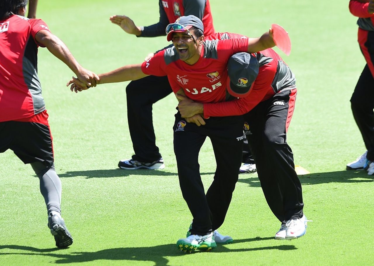 Eyes in the back of his head? Khurram Khan gets tackled during practice, World Cup 2015, Perth, February 27, 2015