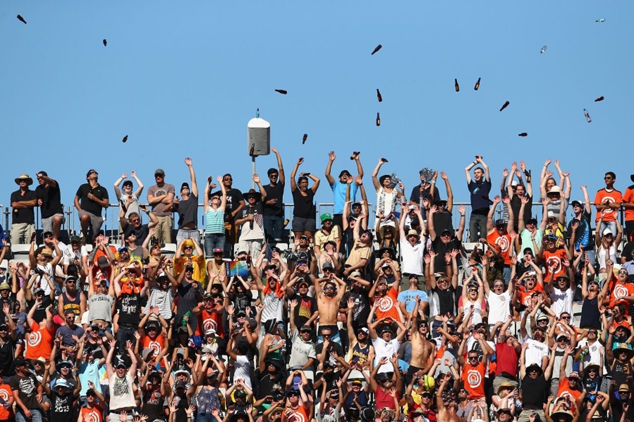 New Zealand fans belt out a wave for their team, New Zealand v Australia, World Cup 2015, Group A, Auckland, February 28, 2015