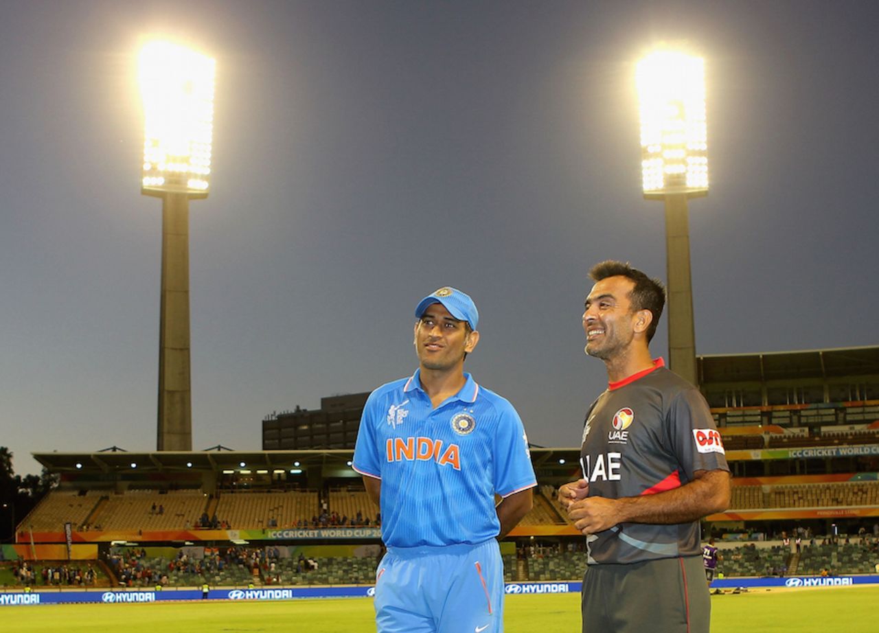 MS Dhoni and Mohammad Tauqir share a light moment, India v United Arab Emirates, World Cup 2015, Group B, Perth, February 28, 2015
