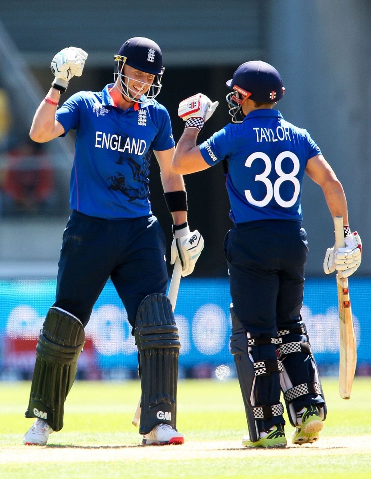 Joe Root and James Taylor added 98 together, England v Sri Lanka, World Cup 2015, Group A, Wellington, March 1, 2015