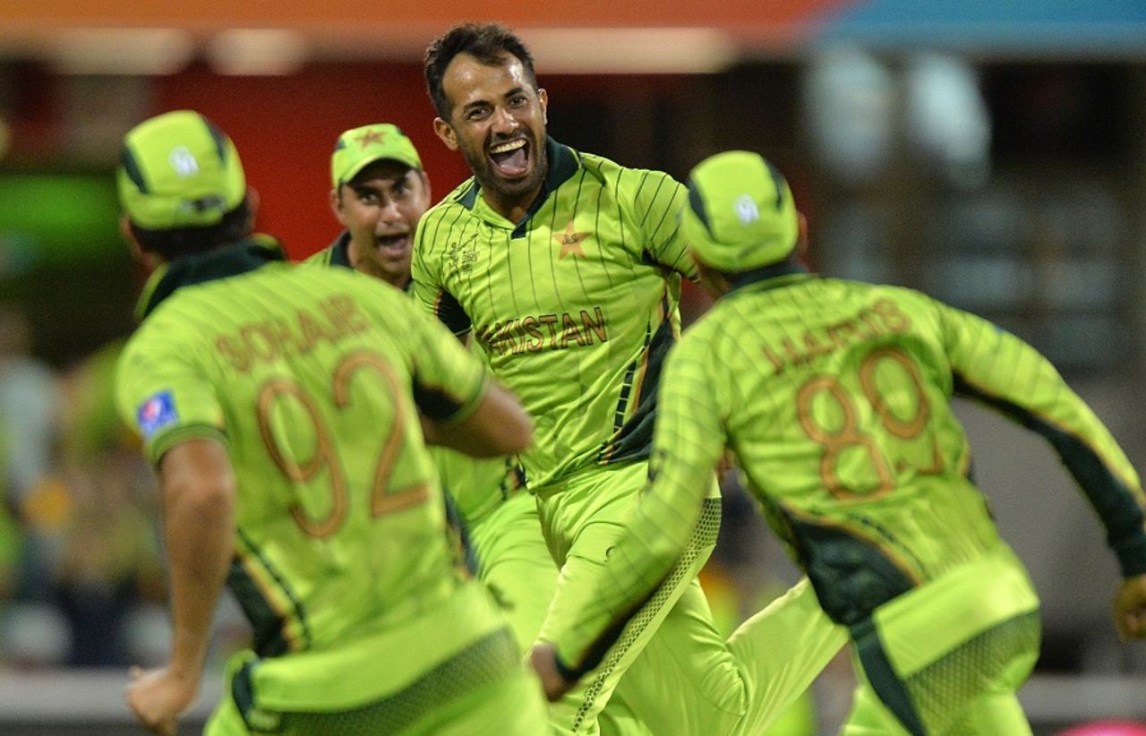 Can't catch me: Wahab Riaz was too good for Zimbabwe's tail, Pakistan v Zimbabwe, World Cup 2015, Group B, Brisbane, March 1, 2015